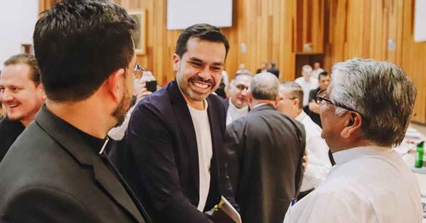 Reacciona &Aacute;lvarez M&aacute;ynez a dicho de X&oacute;chitl G&aacute;lvez sobre adultos mayores