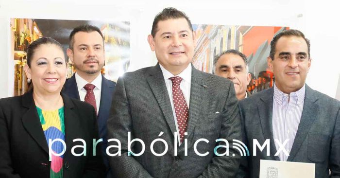 Llevarán la seguridad en Puebla cuerpos de élite de la MaEl gobernador electo, Alejandro Armenta Mier adelantó que el próximo titular de la Secretaría de Seguridad Pública Estatal pertenece a unos de los 3 cuerpos de élite de la Secretarrina: Armenta