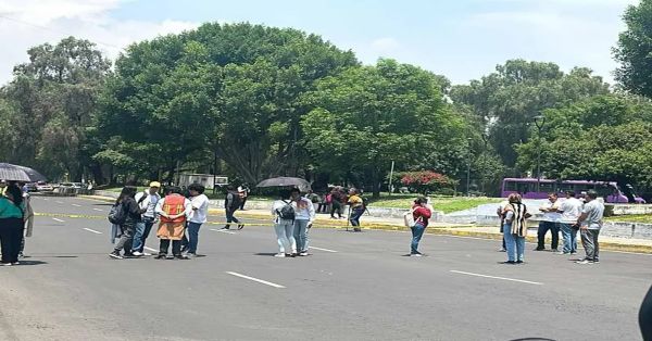 Llaman rechazados del IPN a bloquear calles en CDMX, les falla la estrategia