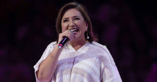 Solicita X&oacute;chitl G&aacute;lvez la reincorporaci&oacute;n al Senado