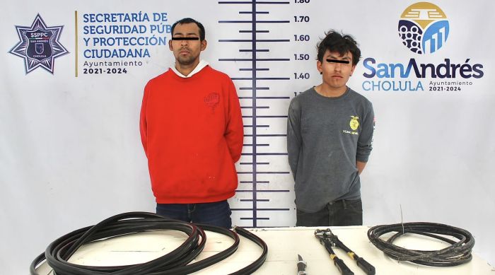 Detienen a dos sujetos por robo de cable en San Andrés Cholula