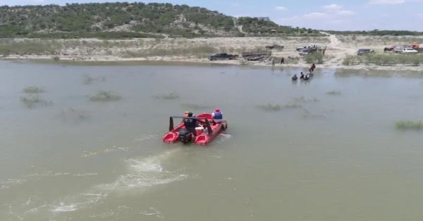Rescatan a 40 caballos varados en Nuevo León por lluvias de 'Alberto'