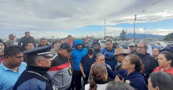 Liberan un carril del bloqueo en Perif&eacute;rico Ecol&oacute;gico: Segob