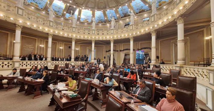 Avala Congreso toma de protesta de Armenta en nueva sede