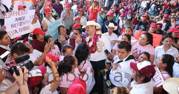 Administrará el pueblo el programa de obras participativa, promete Armenta