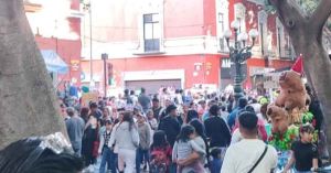 Deja trifulca entre ambulantes a un comerciante herido