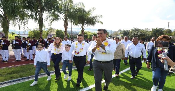 Deja gobierno estatal una Puebla más unida y con progreso: Sergio Salomón