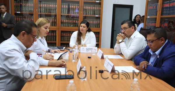 Avalan en Comisi&oacute;n uso responsable de celulares en escuelas