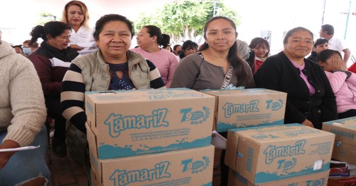 Reciben familias de Xoxtla apoyos de Bienestar