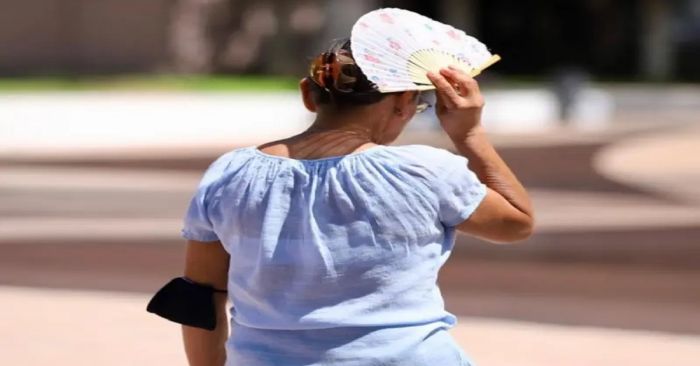 Contin&uacute;a la ola de calor y torbellinos en Coahuila