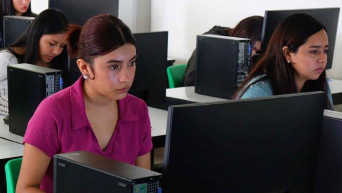 Actualiza SEP modelo curricular en universidades e institutos tecnológicos