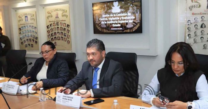 Presenta Comisión de Control de ASE programa anual de capacitación