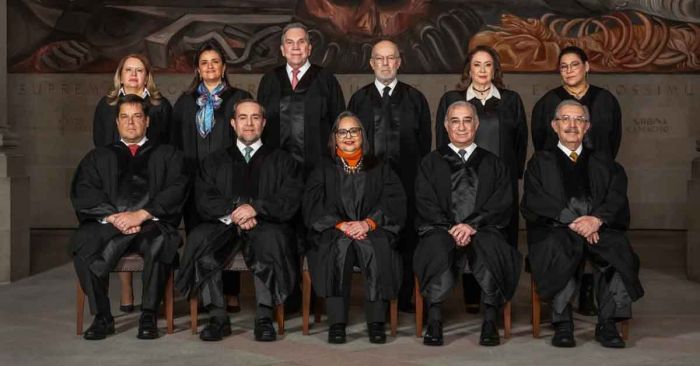 Rechaza Sheinbaum reunión con ministros de SCJN