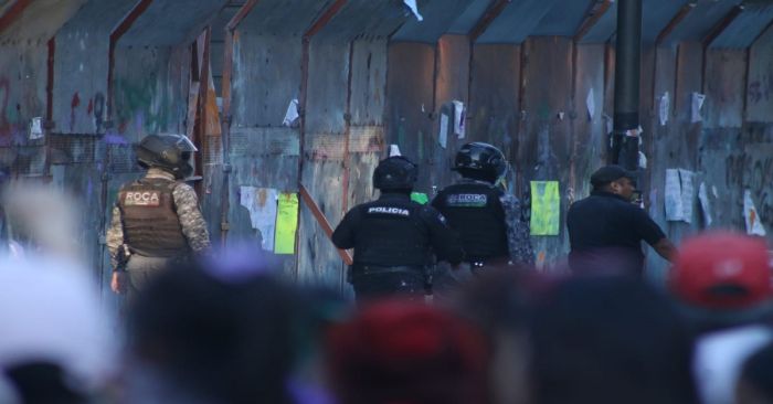 Reclaman reporteras abusos policiales en el 8M en Puebla