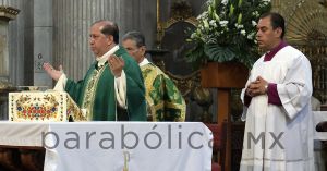 Pide obispo auxiliar por salud del arzobispo, Víctor Sánchez Espinosa