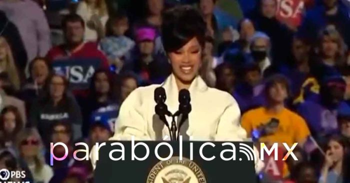 Vive Cardi B bochornoso momento en un mitin de Kamala Harris