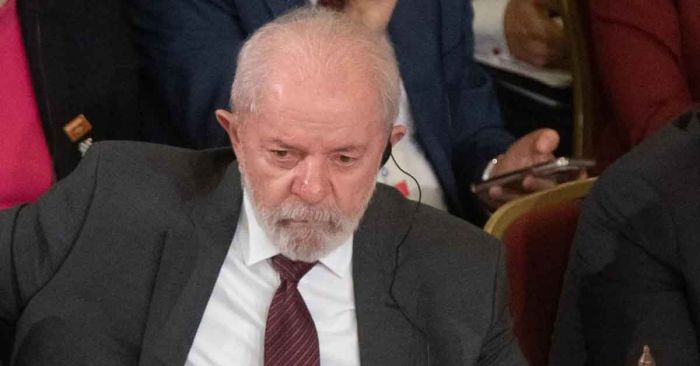 Operan a Lula da Silva por hemorragia intracraneal