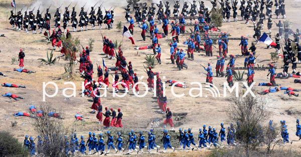 Realizan la representación de la Batalla del 5 de Mayo