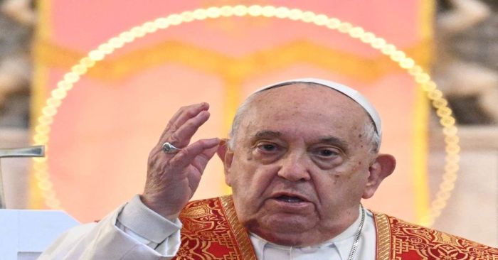 Narra Papa Francisco que &#039;libró&#039; dos intentos de atentado durante su viaje a Irak