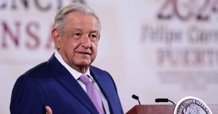 Celebra AMLO que INE no prohibiera las &ldquo;ma&ntilde;aneras&rdquo;