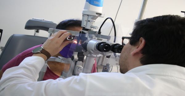 Realizan primer trasplante de córnea en la Unidad de Oftalmología de Cholula, IMSS-Bienestar