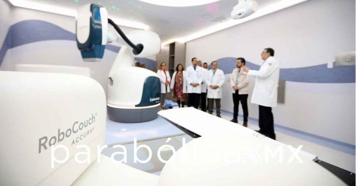 Inaugura Zo&eacute; Robledo la tecnolog&iacute;a Cyberknife del IMSS para tratamiento del c&aacute;ncer