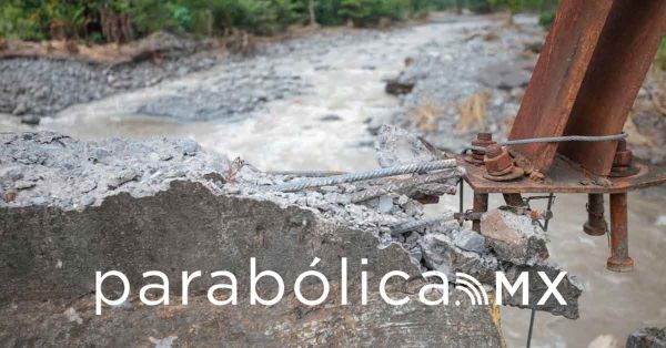 Promete Armenta rehabilitar el puente que comunica a Zihuateutla y Jopala