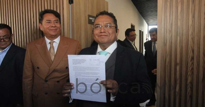 Alza la mano Román Sánchez Zamora para encabezar la ASE