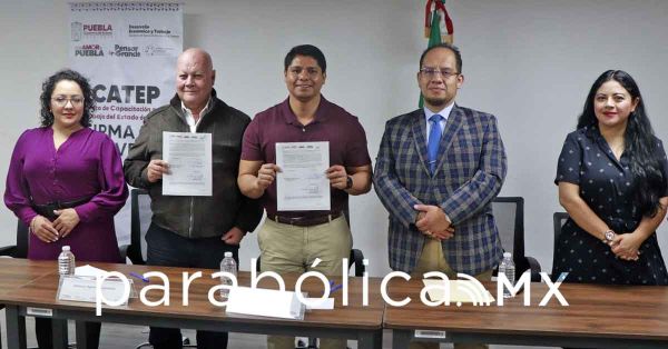 Firma Cuautlancingo convenio de colaboraci&oacute;n con el ICATEP