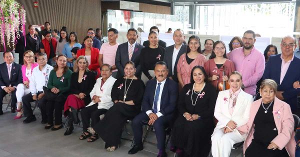 Realiza voluntariado del Congreso fomento a la detección temprana del cáncer de mama