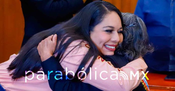 Entrega Tonantzin Fern&aacute;ndez becas y reconocimientos a cadetes de San Pedro Cholula