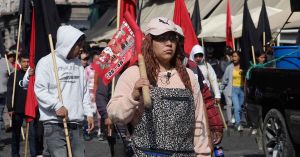 Descarta Armenta ofensiva contra organizaciones de ambulantes