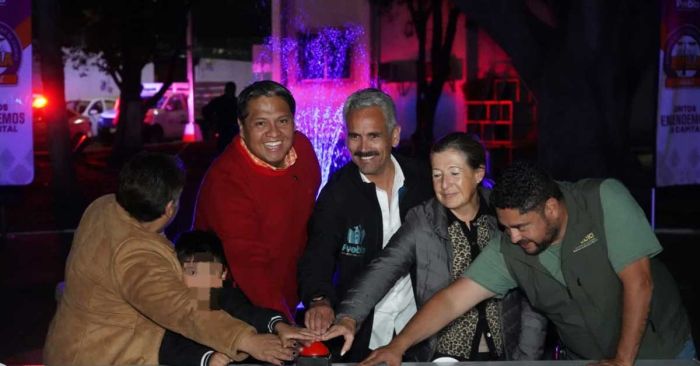 Inauguran la revitalización de la fuente del parque Enrique Benítez