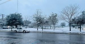 Cae aguanieve en los municipios de Nuevo León