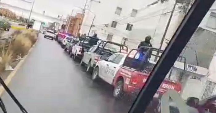 Realizan operativo en el tianguis de Loma Bella