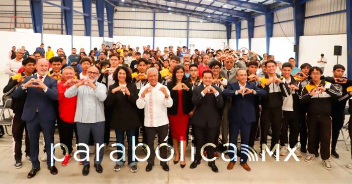 Pone en marcha UDEP el programa “Aférrate a tus sueños”