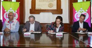 Firma MariElise Budib convenio para brindar cirug&iacute;as de cataratas a personas vulnerables