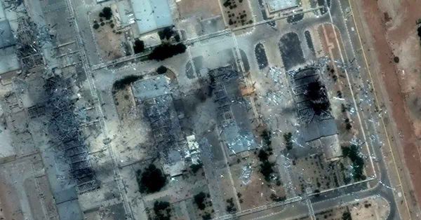 Lanza Estados Unidos alerta global a sus ciudadanos tras bombardeos a instalaciones de Irán