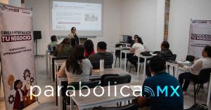 Fortalece ayuntamiento negocios y emprendimientos mediante capacitaciones