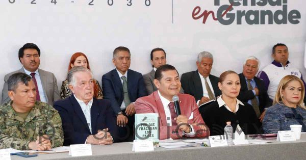 Destaca Alejandro Armenta reducción de 12 delitos