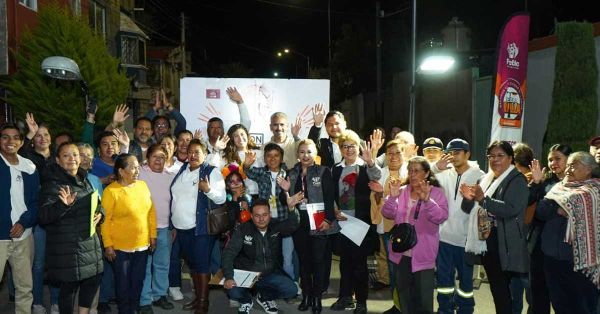 Inaugura Gobierno de Pepe Chedraui iluminaci&oacute;n con tecnolog&iacute;a LED en la colonia del Valle