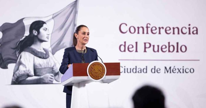 Denuncia Sheinbaum campa&ntilde;a en su contra: invirtieron 20 mdp en ataques de redes sociales