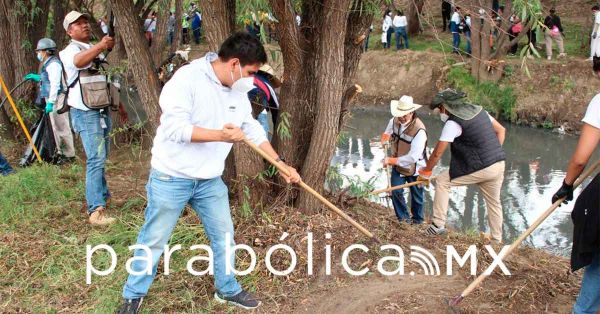 Se invierten 2 mil 755 mdp para el saneamiento del r&iacute;o Atoyac: Armenta