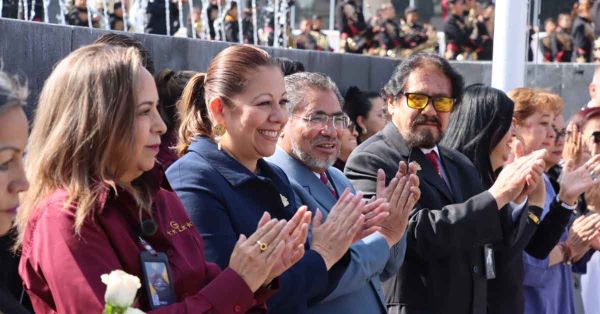 Acude Laura Artemisa a ceremonia cívica del CENHCH
