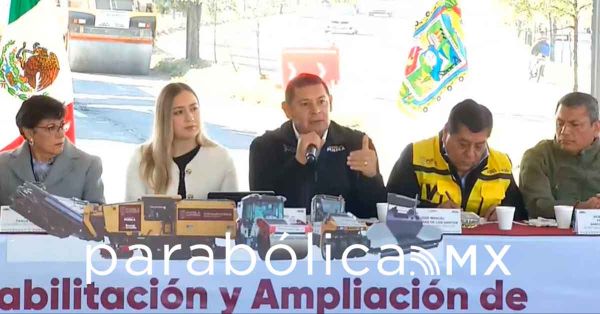 &ldquo;Las calles y carreteras de Puebla no son pistas&rdquo;, sentencia Armenta