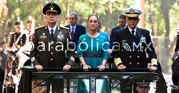 Encabeza Sheinbaum la Marcha de la Lealtad