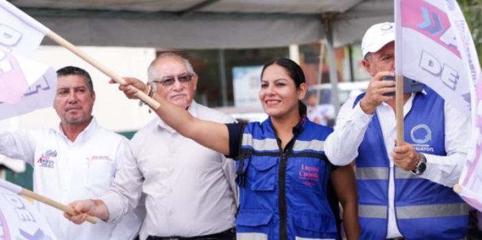 Inicia Lupita Cuautle rehabilitaci&oacute;n de avenida Ori&oacute;n Norte en la Delegaci&oacute;n Atlixc&aacute;yotl