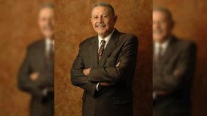 Muere el defensor de los derechos latinos en EE.UU., Alfredo Gutiérrez