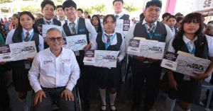Permiten becas de conectividad acceso a la educación digital en La Ceiba