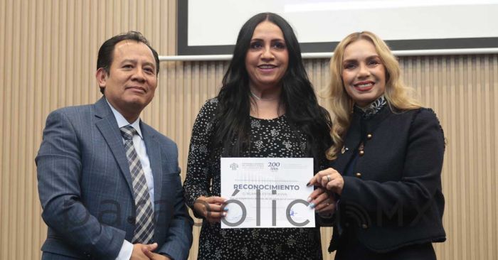 Reconocen en el Congreso del Estado a mujeres en el periodismo